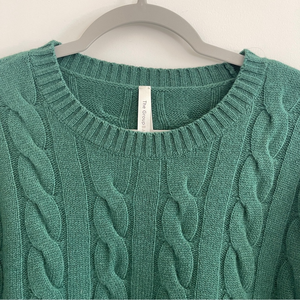ARITZIA Illustrator Sweater in Forest Green Size Medium - Picture 7 of 11